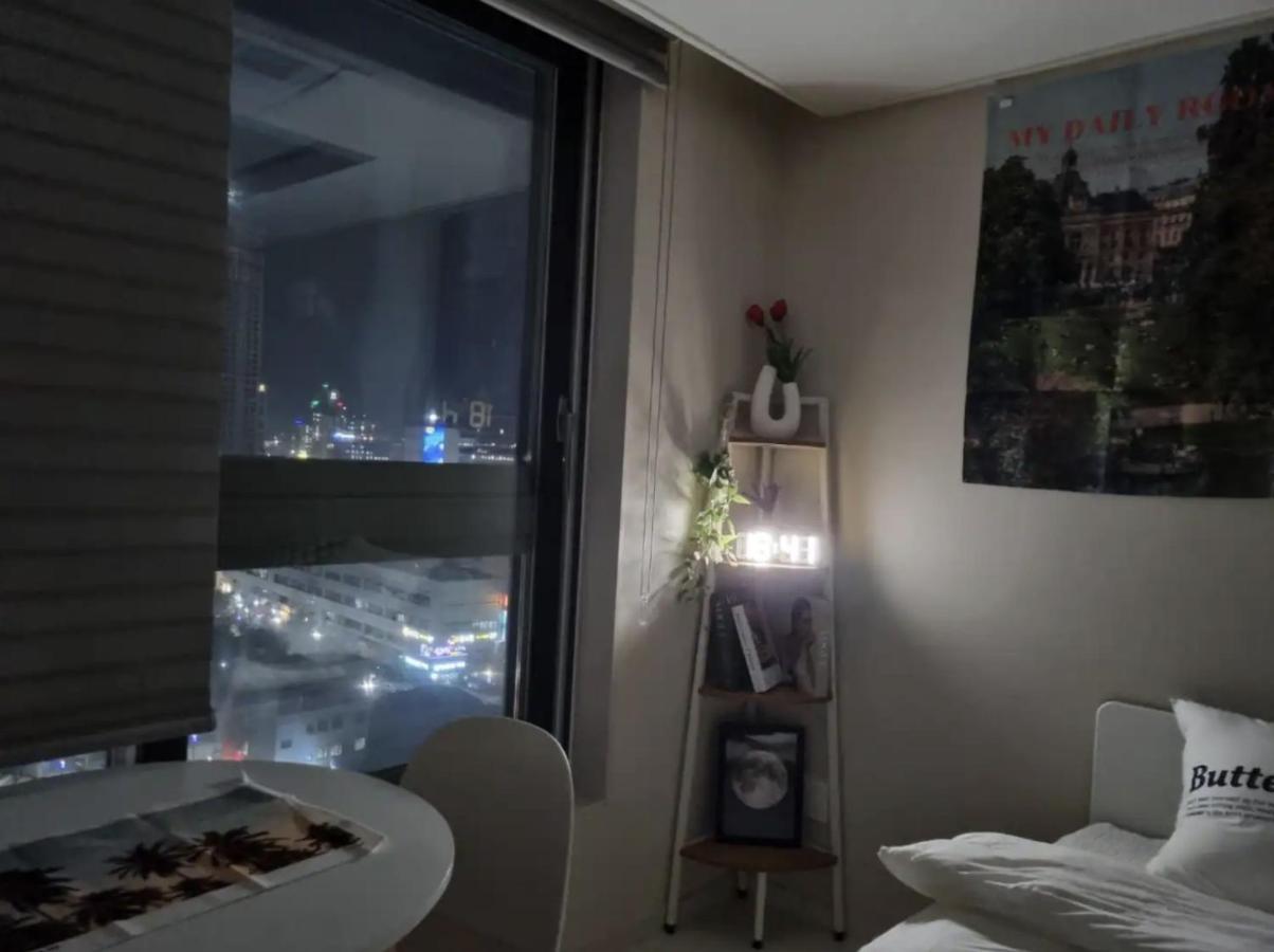 Daon Star Bnb Daegu Bagian luar foto